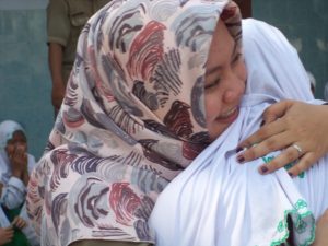 Begini Harunya Peringatan Hari Guru Nasional di Sekolah MI Mojokerto