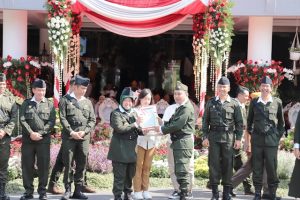 Upacara Hari Pahlawan, Wali Kota Risma: Jadilah Pahlawan Masa Kini