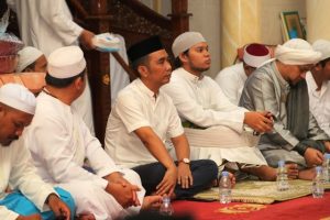 Anggota DPR RI Dapil Kalsel Hadiri Peringatan Maulid di Batulicin
