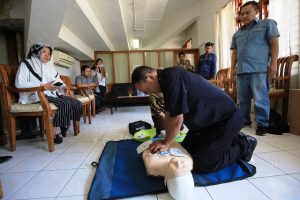 Upayakan Langkah Preventif, Fasilitas Publik di Surabaya Dilengkapi Alat Pacu Jantung