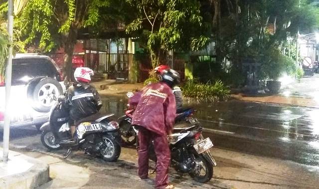 Surabaya Diguyur Hujan Sedang Tapi Merata, BMKG Imbau Warga Waspada