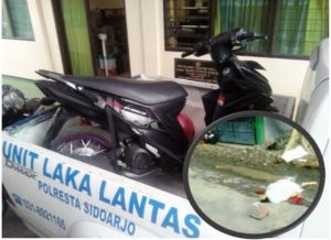 Tertabrak Kendaraan Yang Didahuluinya, Wanita Pengendara Motor Tewas