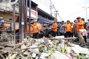 Imbau Masyarakat Sidoarjo Pelihara Sungai, Sekdaprov Jatim: Tidak Buang Sampah dan Jaga Lalu Lintas Air