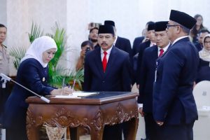 Lantik Kaper BPKP Jatim, Pemprov Jatim Bertekad Tingkatkan Maturitas SPIP dan APIP Level 4