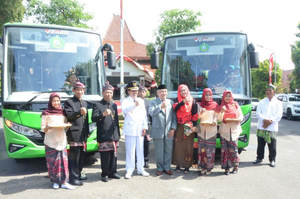 Wakil Bupati Sidoarjo Resmikan Bus Pancingan Pembelajaran Luar Kelas