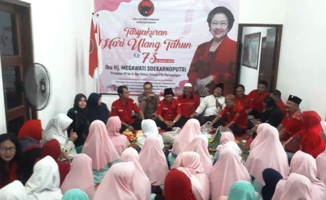 Terinspirasi Kisah Perjuangan Megawati, Anak Yatim Surabaya Gelar Doa di Kantor DPC PDIP