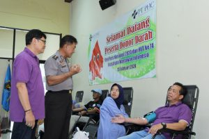 Begini Antusias Masyarakat di Acara Bakti Sosial Donor Darah PWI Jatim