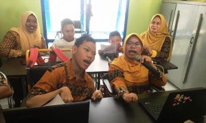 Pemkot Sediakan Aksesibilitas Literasi untuk Anak-anak YPAC Surabaya