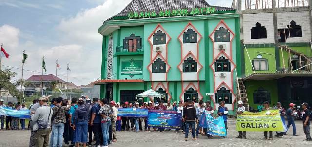 Klarifikasi Pemberitaan Miring soal Perumahan TNI, Puluhan Warga Gempol Pasuruan Mengadu ke LBH Ansor Jatim