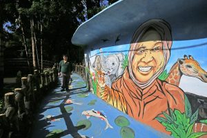 Jogging Track dan Media Center Kebun Binatang Surabaya Diresmikan Wali Kota Risma