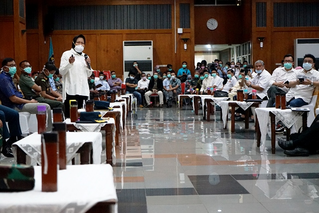 Upaya Pemkot Surabaya Lindungi Warga dari COVID-19