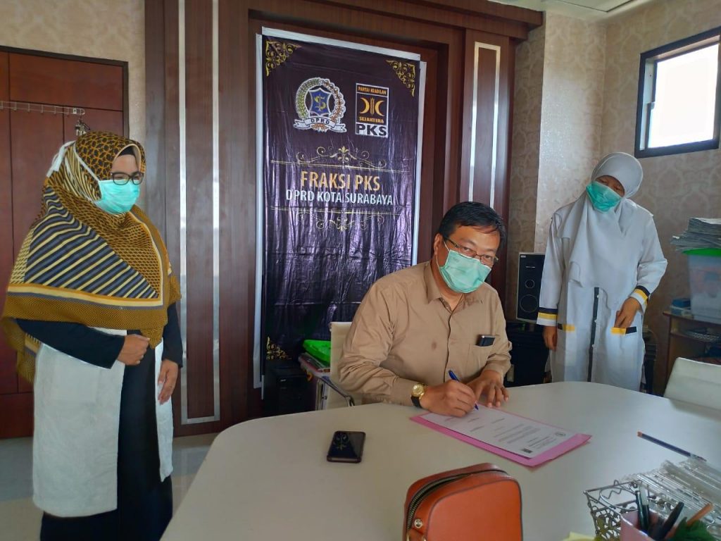Fraksi PKS DPRD Surabaya Potong Gaji Anggota untuk Penanganan Covid-19