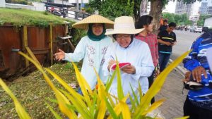 Tinjau Underpass, Wali Kota Risma Bangun Taman di Bunderan Mayjend Sungkono