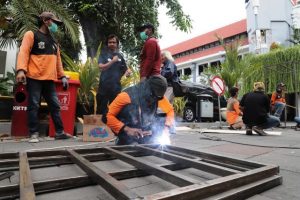 Pemkot Surabaya Siapkan Bilik Sterilisasi di Kantor-kantor Pelayanan Publik