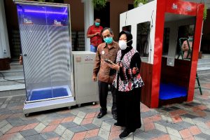 Bikin Bilik Sterilisasi Covid-19, Wali Kota Risma Diapresiasi Sekjen DPP PDIP