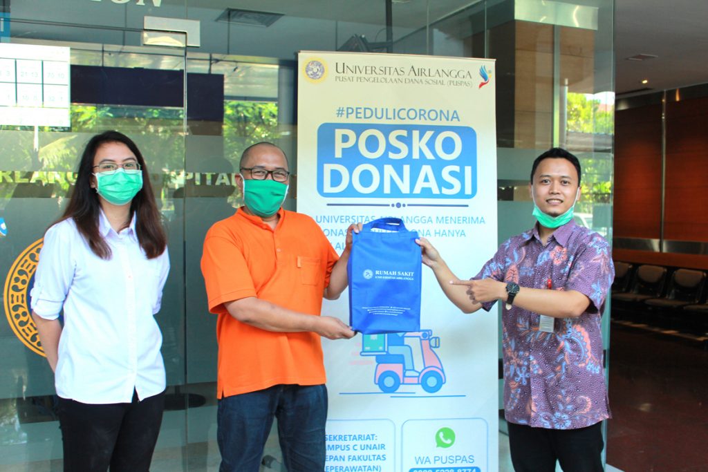 TAUZIA Hotel Jatim, Jateng dan Kalimantan Serentak Bagi Lunch Box Kepada Tim Paramedis
