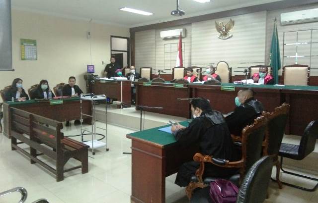 JPU Tuntut 3 Tahun Penjara dan Denda 100 Juta, Sidang Putusan Ratih Retnowati Ditunda