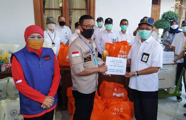 UPT PUPR Jatim Salurkan Bansos 3290 Paket Sembako ke Masyarakat Terdampak