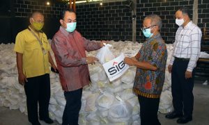 SIG Salurkan 64.601 Paket Kebutuhan Pokok Jelang Idul Fitri