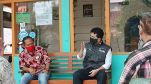 Wagub Emil Temui Warga ke Kampung-kampung Saat PSBB