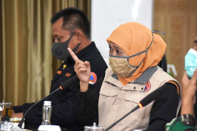 Gubernur Khofifah Imbau agar Perantau Jatim Tidak Balik ke Jakarta Sebelum Observasi dan Dinyatakan Sehat