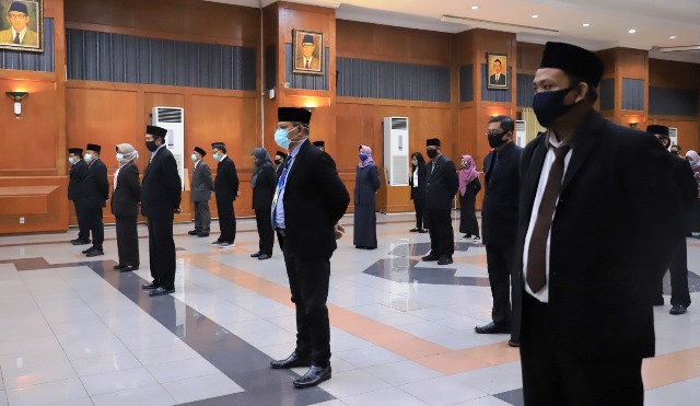 Wali Kota Risma Lantik 71 Pejabat Pemkot Surabaya, Eddy Chistijanto Jabat Kasatpol-PP