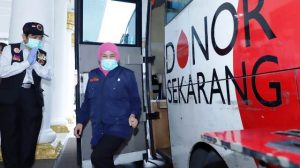 Gubernur Khofifah Ajak Survivor Covid-19 Jatim Gotong Royong Donor Plasma Darah