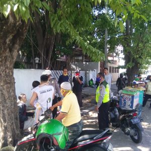 Kecelakaan R-2, Satu Pengendara Motor Kritis