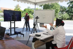Warga Bisa Beradaptasi dengan Tatanan Normal Baru, Ini Strategi Wali Kota Risma