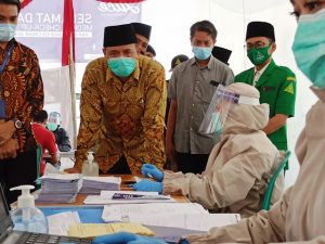 Bupati Mojokerto Apresiasi Langkah Aice Group Rapid Test 1800 Pekerjanya