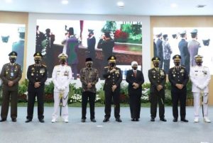 HUT Bhayangkara ke 74, Gubernur Khofifah : Polri Makin Profesional, Modern dan Terpercaya