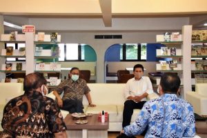 Pemprov Jatim Galakkan Satu Kampung Tangguh Satu Mahasiswa Bersama PTN/PTS