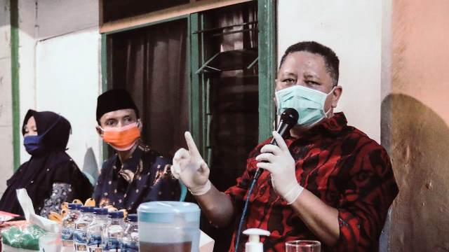 Dorong Warga Berdaulat Bangkit dari Pandemi, Whisnu Sakti Buana Blusukan Kampung
