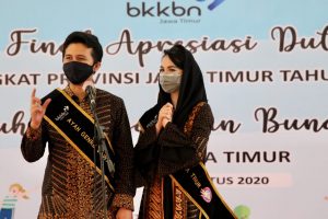 Jadi Ayah – Bunda Gen Re Jatim, Wagub Emil dan Arumi Pesankan Pentingnya Perencanaan Sejak Dini