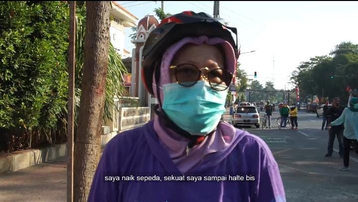 Gowes Pagi-pagi, Wali Kota Risma Ajak Warga Lihat Keindahan Surabaya Sembari Berolahraga
