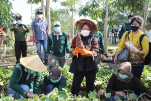 Hadang Resesi Ekonomi, Ini Jurus Wali Kota Risma untuk Surabaya