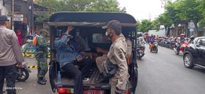 Perketat Prokes di Surabaya, Wali Kota Risma Bentuk Tim Swab Hunter