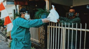 Lanjutkan Program Risma, Paslon Eri-Armudji Pastikan Distribusi Makanan Gratis Diteruskan