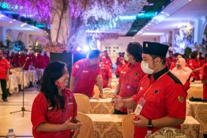 Perkuat Kemenangan, PDIP Latih Tim Kampanye Pemenangan Eri-Armudji