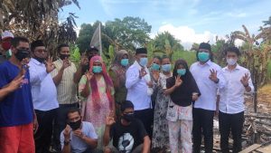 Cawabup M.Rusli Santuni Keluarga Korban Kebakaran di Sungai Danau
