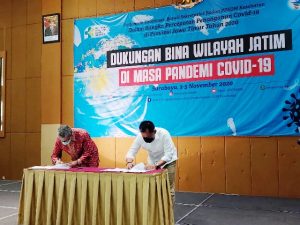 Pemprov Jatim dan Kemenkes RI Saling Serahkan BMN dan BMD