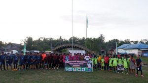 Berharap Perhatian dari Pemkab Tanbu, Ratusan Pesepakbola Deklarasi Dukung Paslon ZR