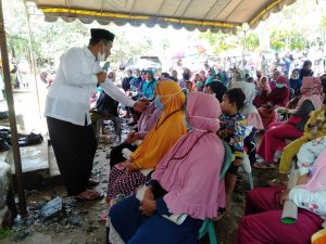 Berharap Zairullah Kembali Pimpin Tanbu, Warga Desa Damar Panjatkan Doa hingga Tangisan