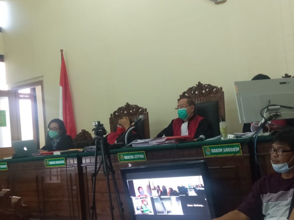 Tak Bayar Hutang, Notaris Di Surabaya Diadili
