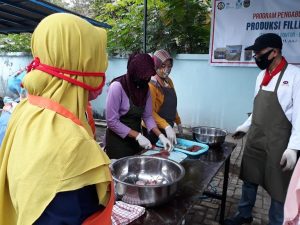ITS Rintis Kawasan Binaan Lewat Produksi Filet dan Gelatin Halal