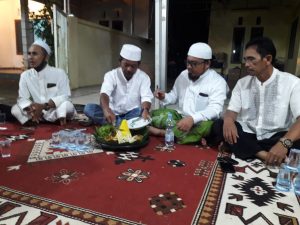 Warga Tunaikan Berbagai Nazar di Kemenangan Paslon ZR