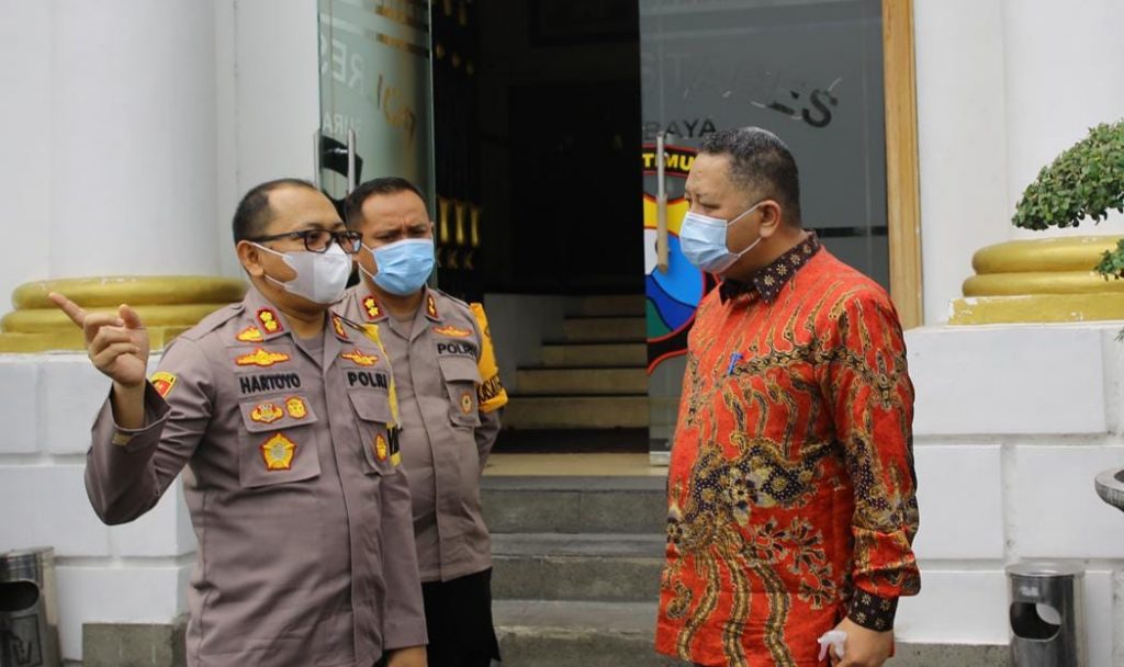 Bahas Keamanan Libur Nataru, Plt Wali Kota Surabaya Audiensi Bersama Forpimda