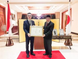 Profesor ITS Terima Penghargaan Internasional dari Kemenlu Jepang
