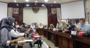 Pemkot Surabaya Intensifkan Pengawasan Saat Malam Tahun Baru