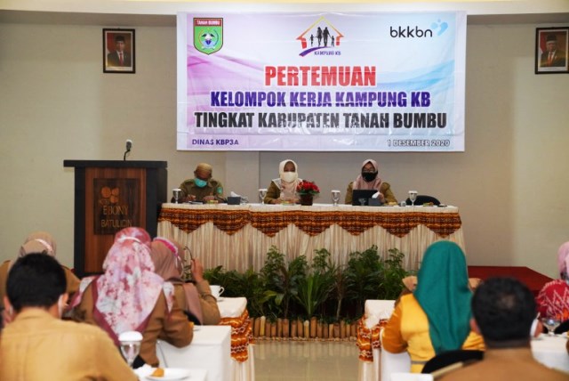 DKB3A Tanbu Gelar Pertemuan Pokja Kampung KB, Ini Pesan Bupati Sudian Noor